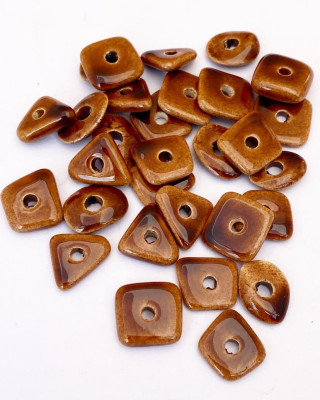 R11 17 Kerámiagyöngy